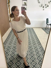 Elegantní plisované šaty