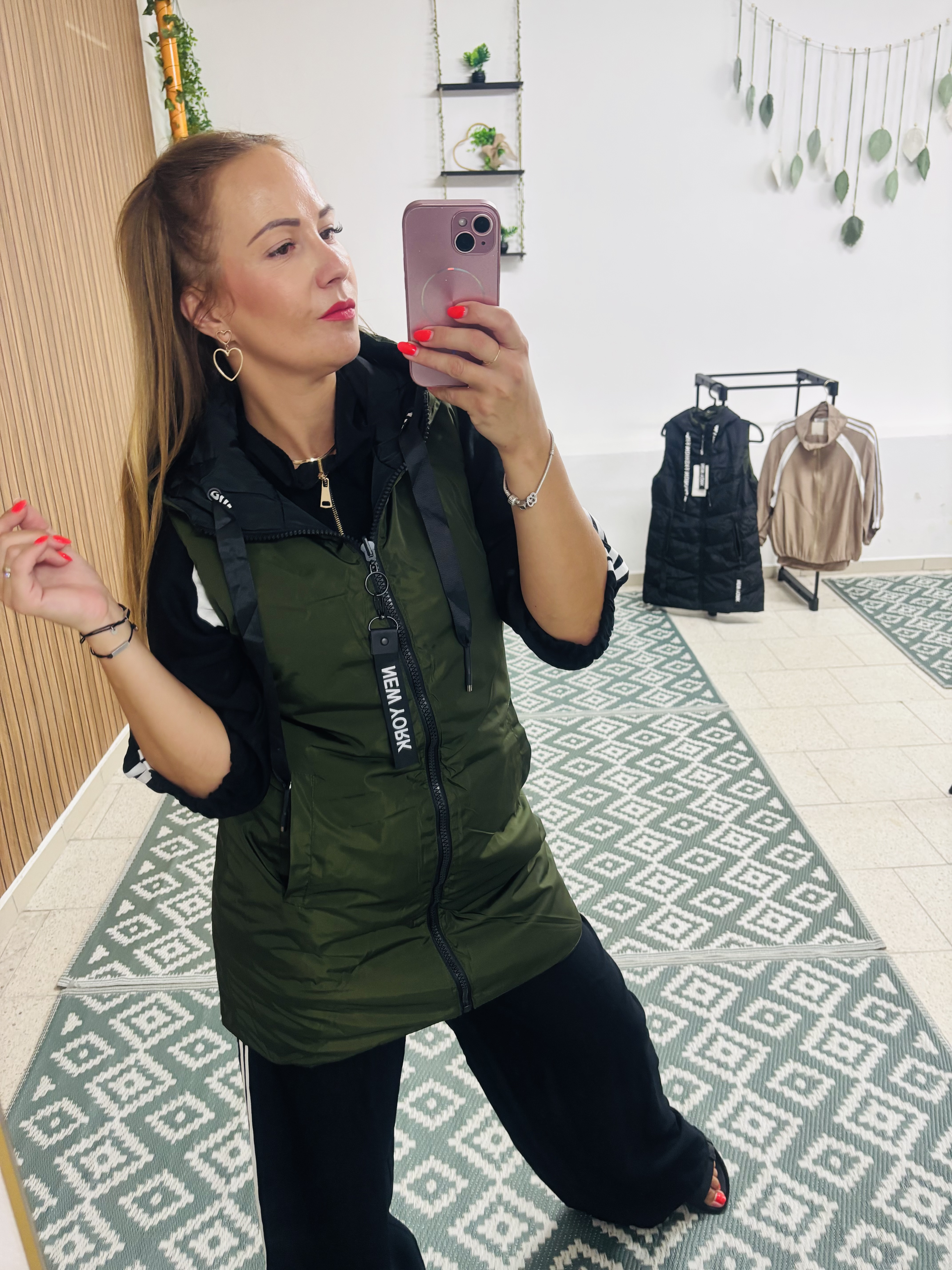Oboustranná dámská vesta 2v1 – černá / khaki