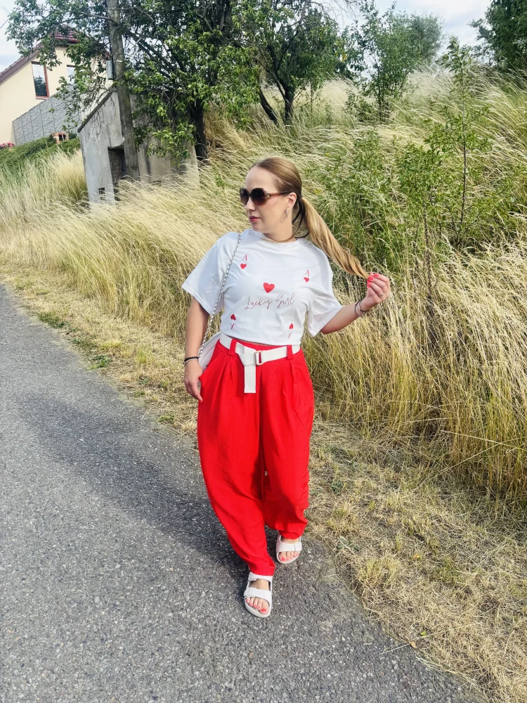Dámské tričko Lucky Girl – bílé