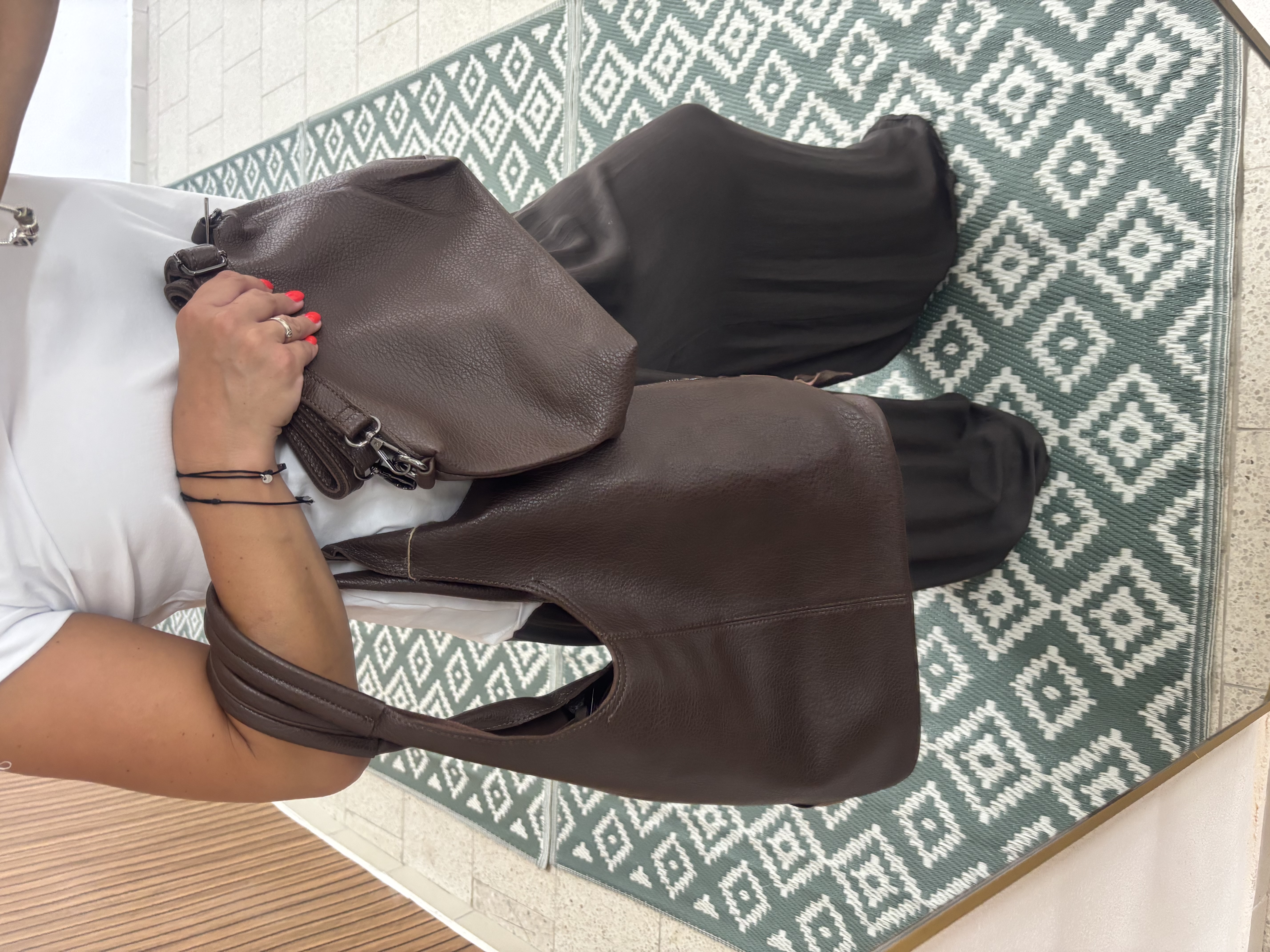 Kabelka 2v1 – prostorná kabelka s malou crossbody