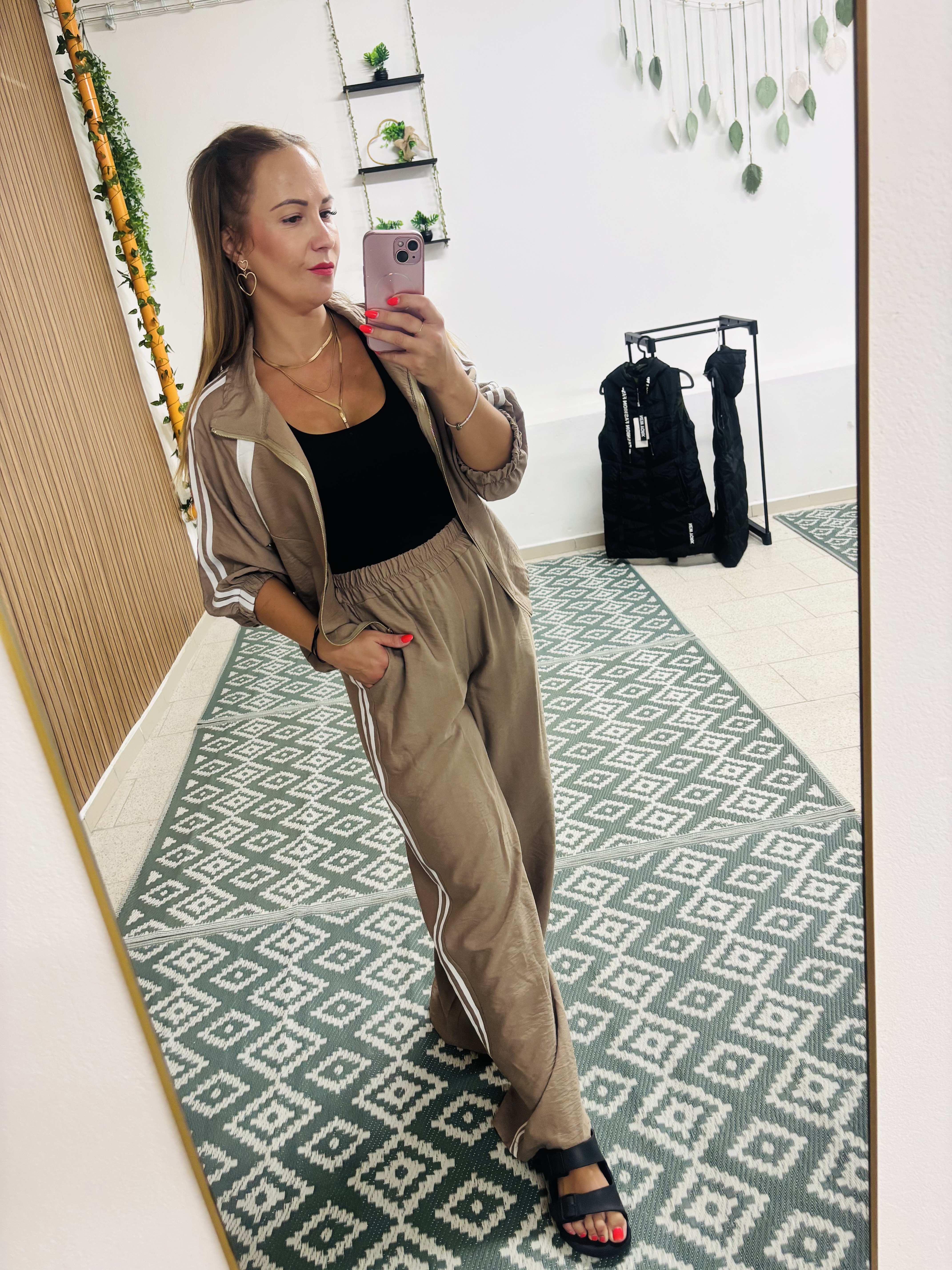 Sportovní souprava s proužky – Made in Italy